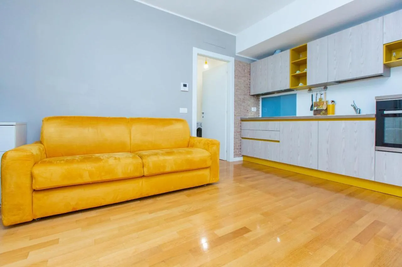 La Casa Di Saverio Busto Arsizio 0*,  Italy